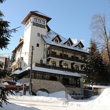 Hotel Foisorul Cu Flori Синая Екстериор снимка