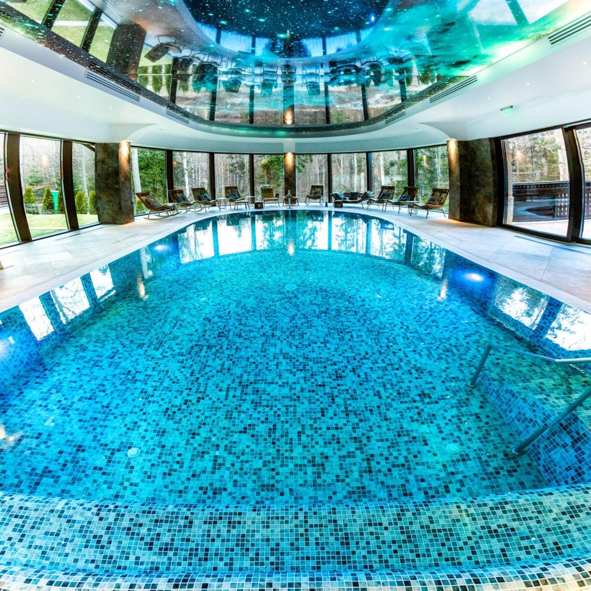 Hotel Foisorul Cu Flori Синая Екстериор снимка