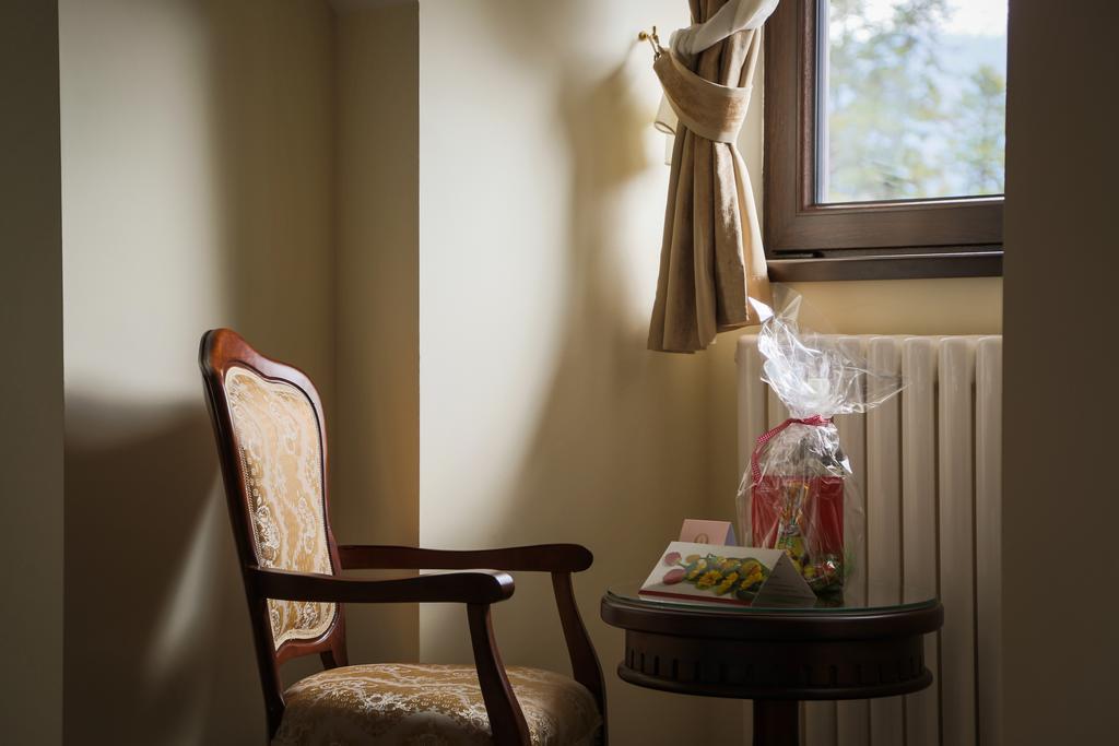 Hotel Foisorul Cu Flori Синая Екстериор снимка
