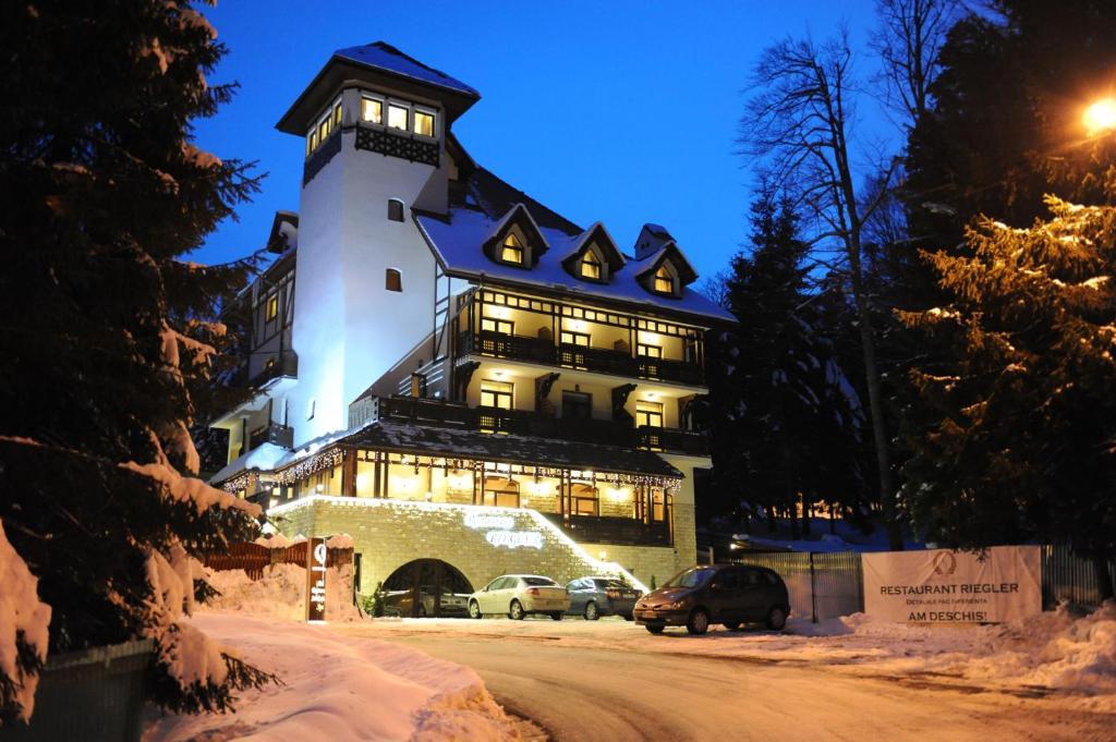 Hotel Foisorul Cu Flori Синая Екстериор снимка