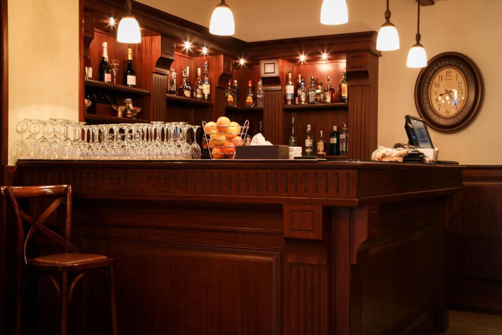 Hotel Foisorul Cu Flori Синая Екстериор снимка