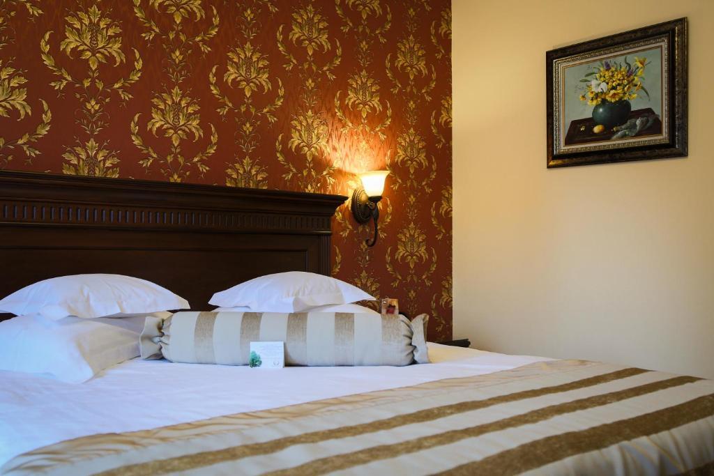 Hotel Foisorul Cu Flori Синая Екстериор снимка