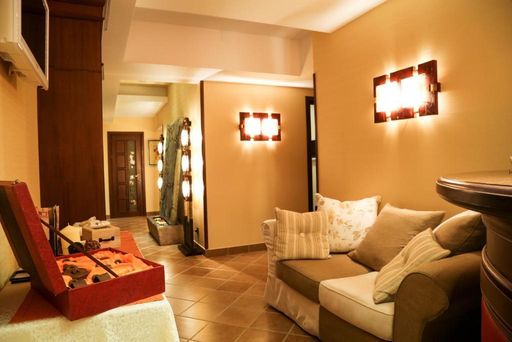 Hotel Foisorul Cu Flori Синая Екстериор снимка