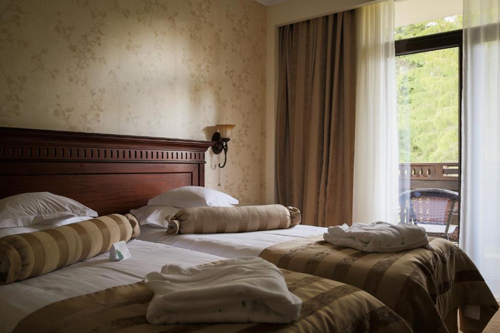 Hotel Foisorul Cu Flori Синая Екстериор снимка