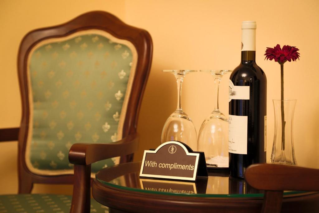 Hotel Foisorul Cu Flori Синая Екстериор снимка