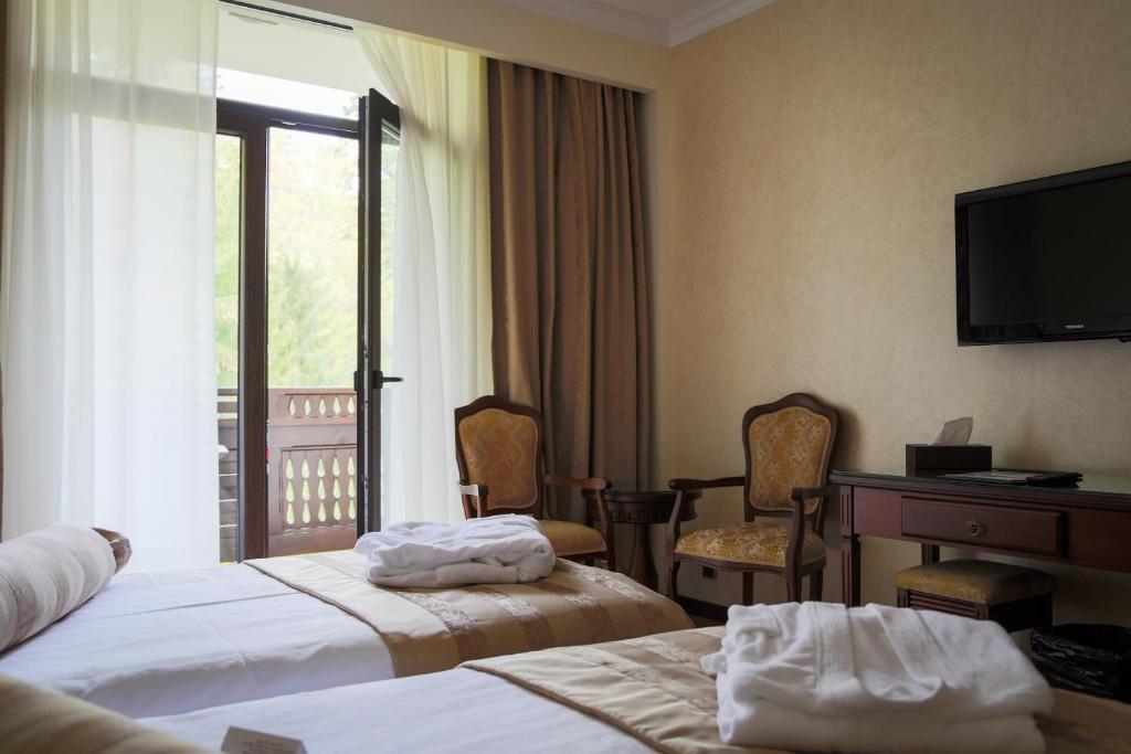 Hotel Foisorul Cu Flori Синая Екстериор снимка
